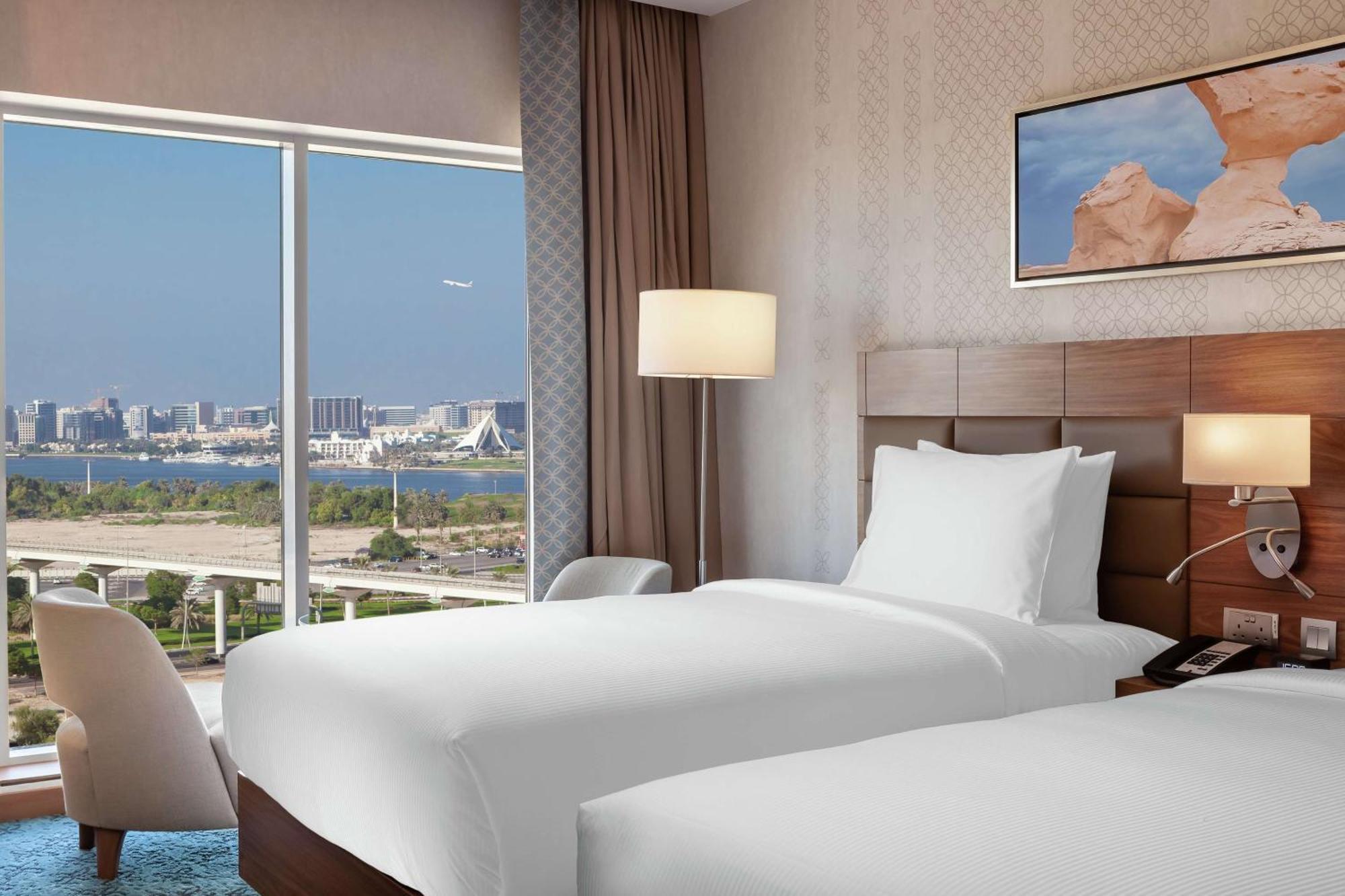 Doubletree By Hilton Dubai Al Jadaf Hotel Exterior photo