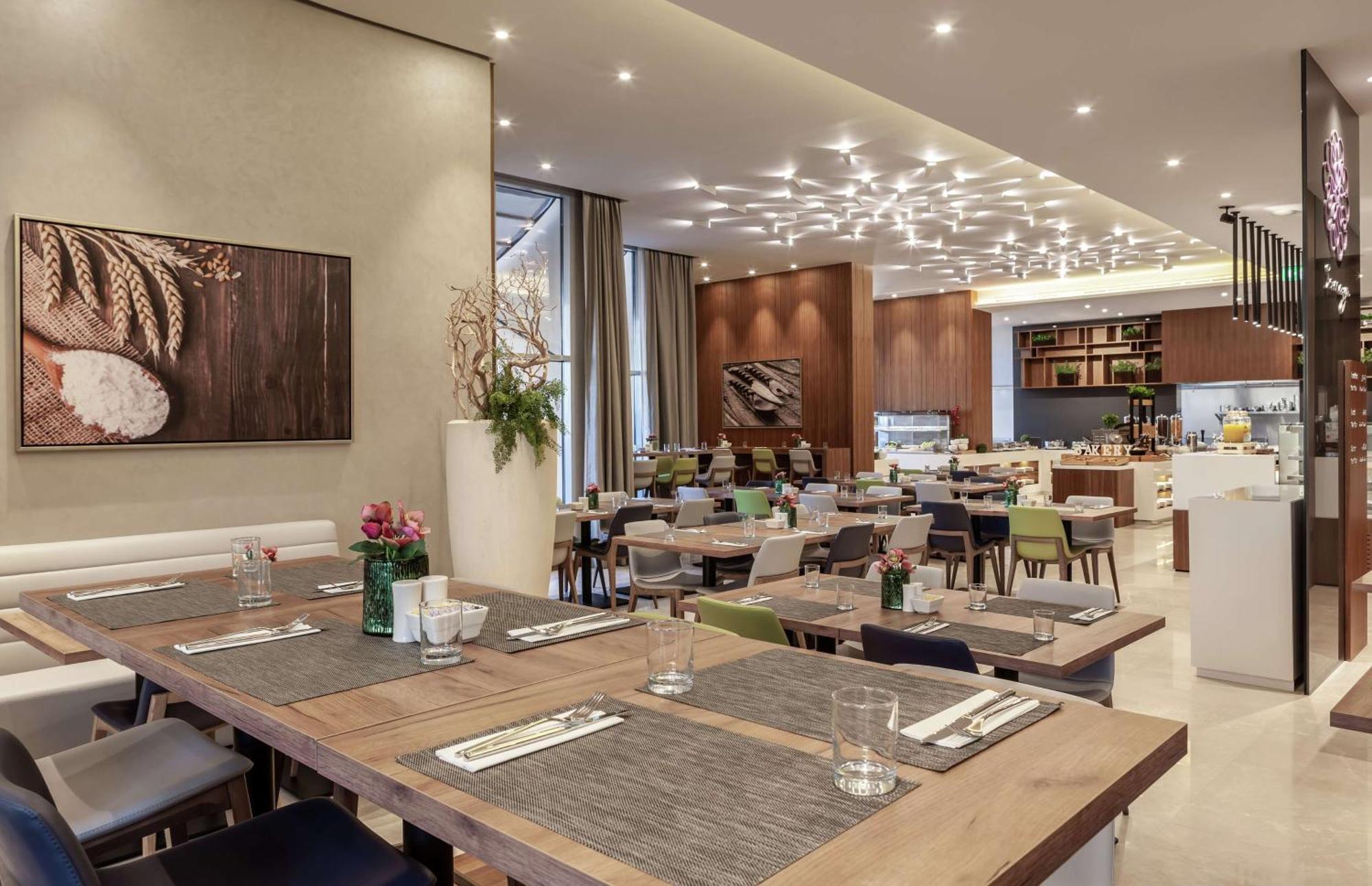 Doubletree By Hilton Dubai Al Jadaf Hotel Exterior photo